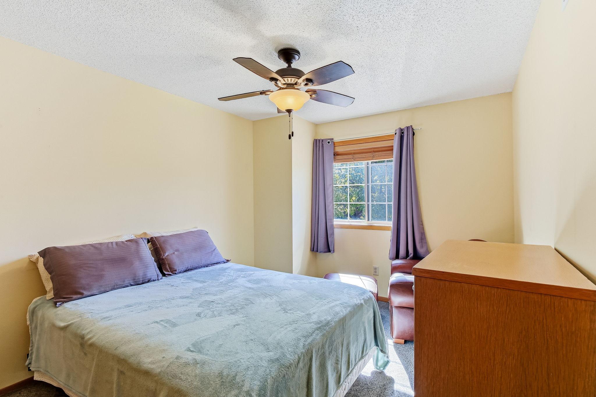 20-web-or-mls-611-85th-Ln-20.jpg