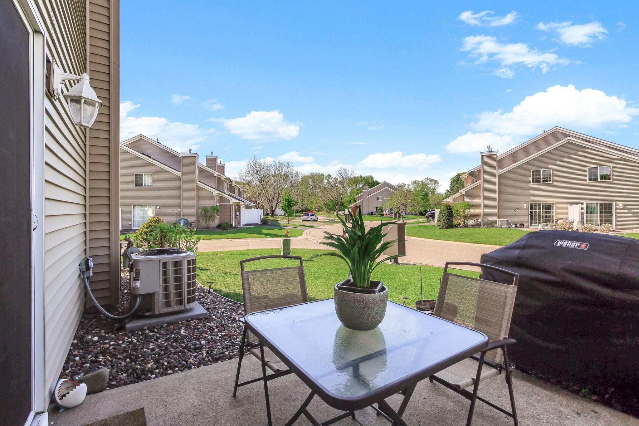 28-web-or-mls-611-85th-Ln-28.jpg