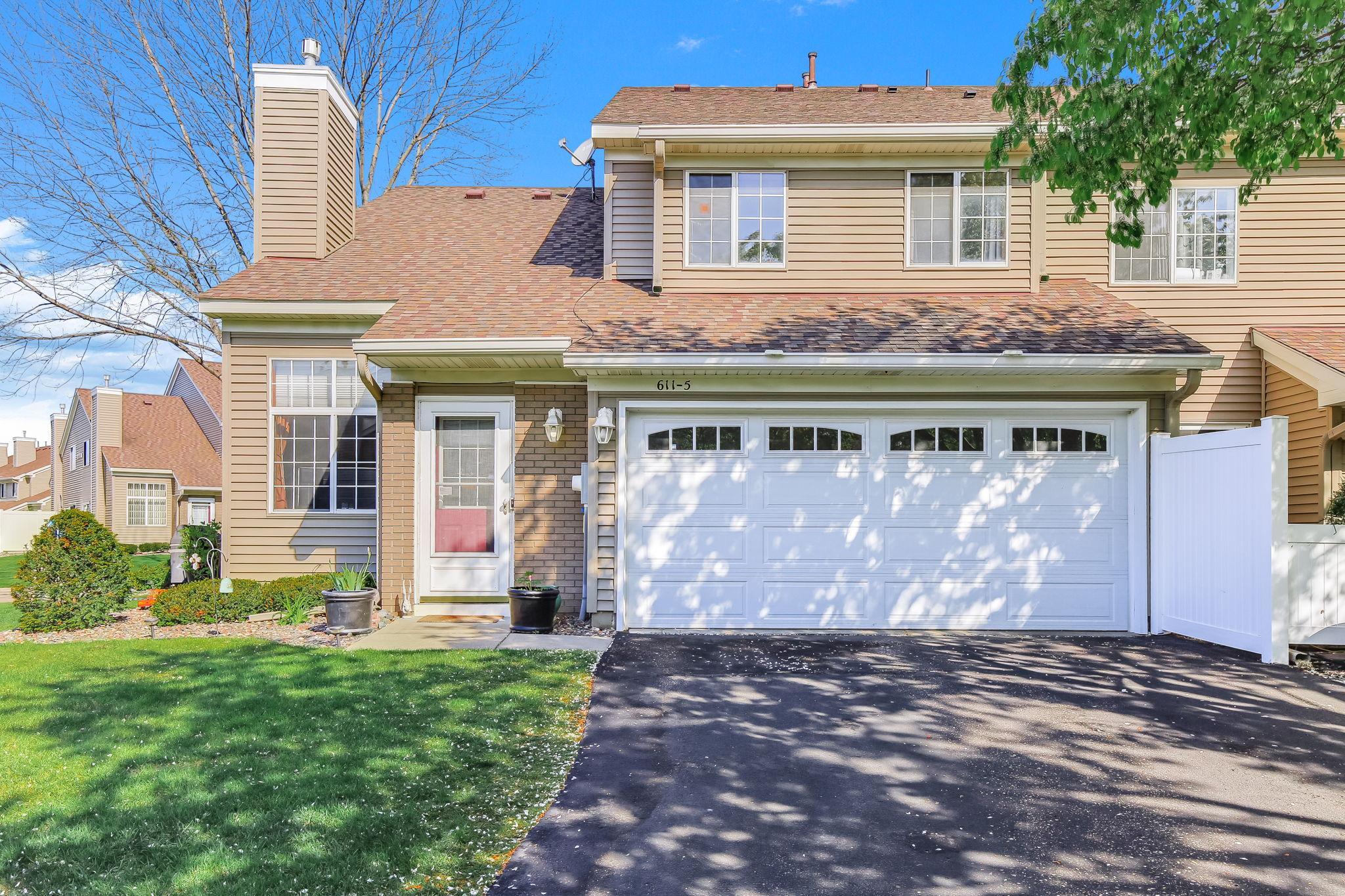 1-web-or-mls-611-85th-Ln-01.jpg