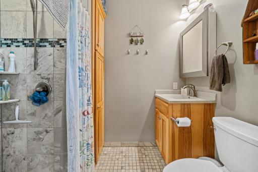 5833 Bedman Drive NW, Alexandria, MN 56308