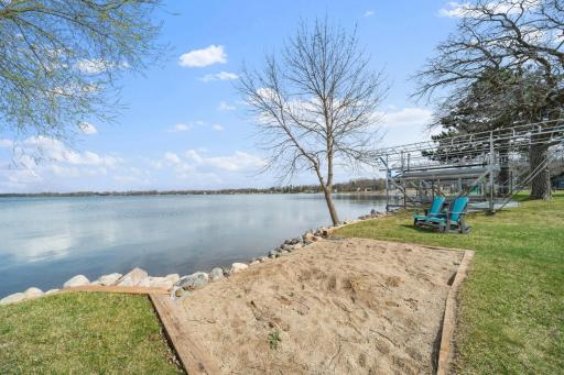 5833 Bedman Drive NW, Alexandria, MN 56308