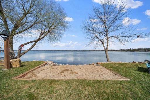 5833 Bedman Drive NW, Alexandria, MN 56308