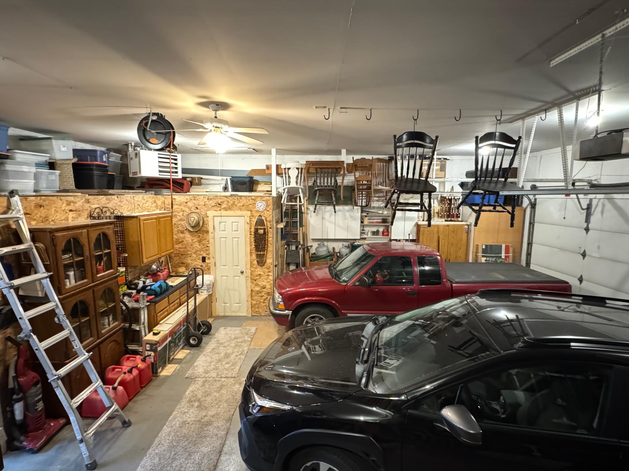 Massive 27x31 foot garage, heated