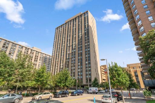 19 S 1st Street, B207, Minneapolis, MN 55401