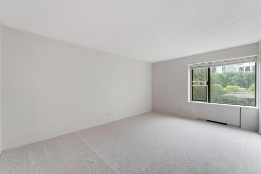 19 S 1st Street, B207, Minneapolis, MN 55401