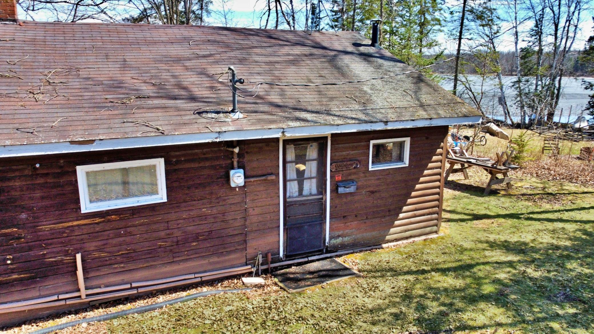 Main entrance from driveway