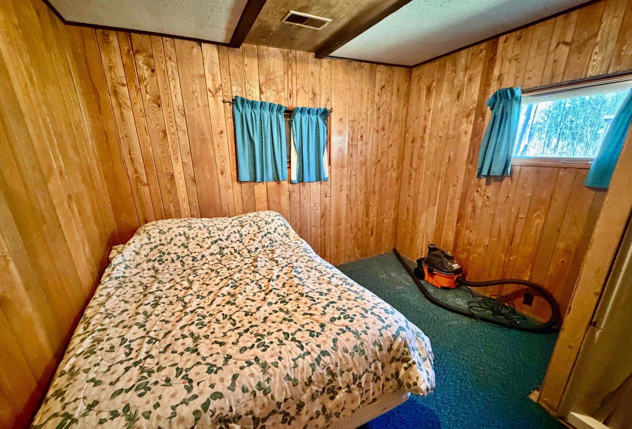 Bedroom 2 (with shower in the corner)