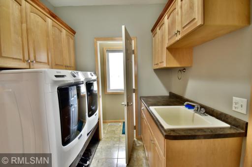 713 Thomas Drive NE, Alexandria, MN 56308