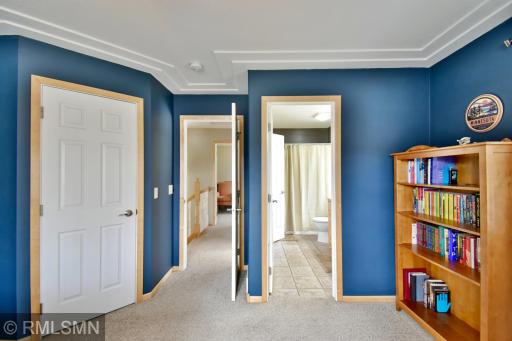 713 Thomas Drive NE, Alexandria, MN 56308