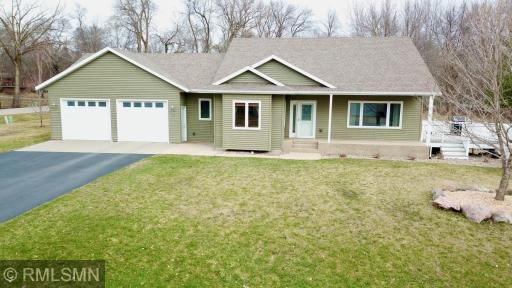713 Thomas Drive NE, Alexandria, MN 56308