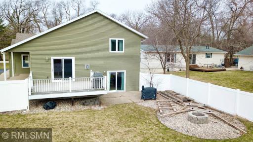713 Thomas Drive NE, Alexandria, MN 56308