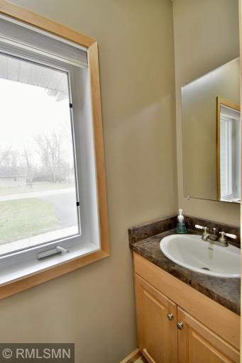 713 Thomas Drive NE, Alexandria, MN 56308