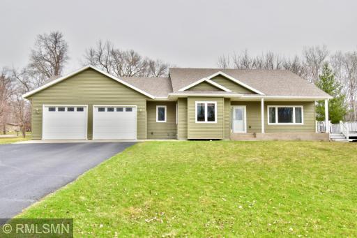 713 Thomas Drive NE, Alexandria, MN 56308