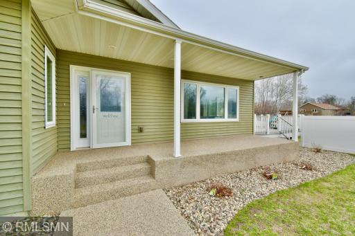 713 Thomas Drive NE, Alexandria, MN 56308