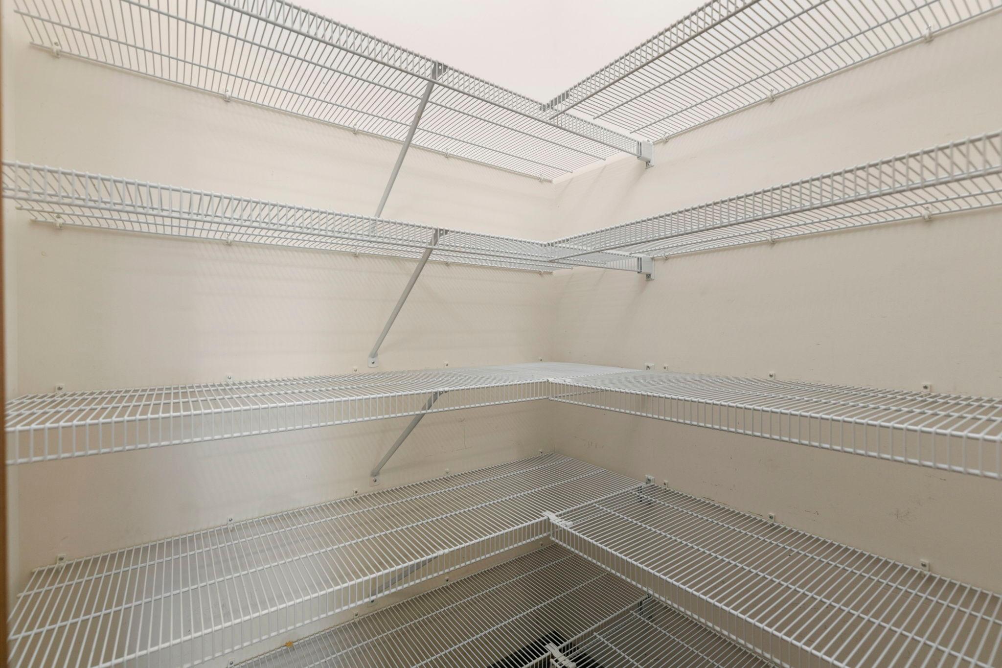 Walk in Pantry