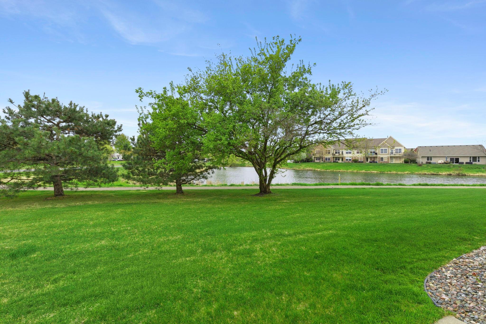 40-web-or-mls-41-print-11116 Goodhue St NE-119.jpg