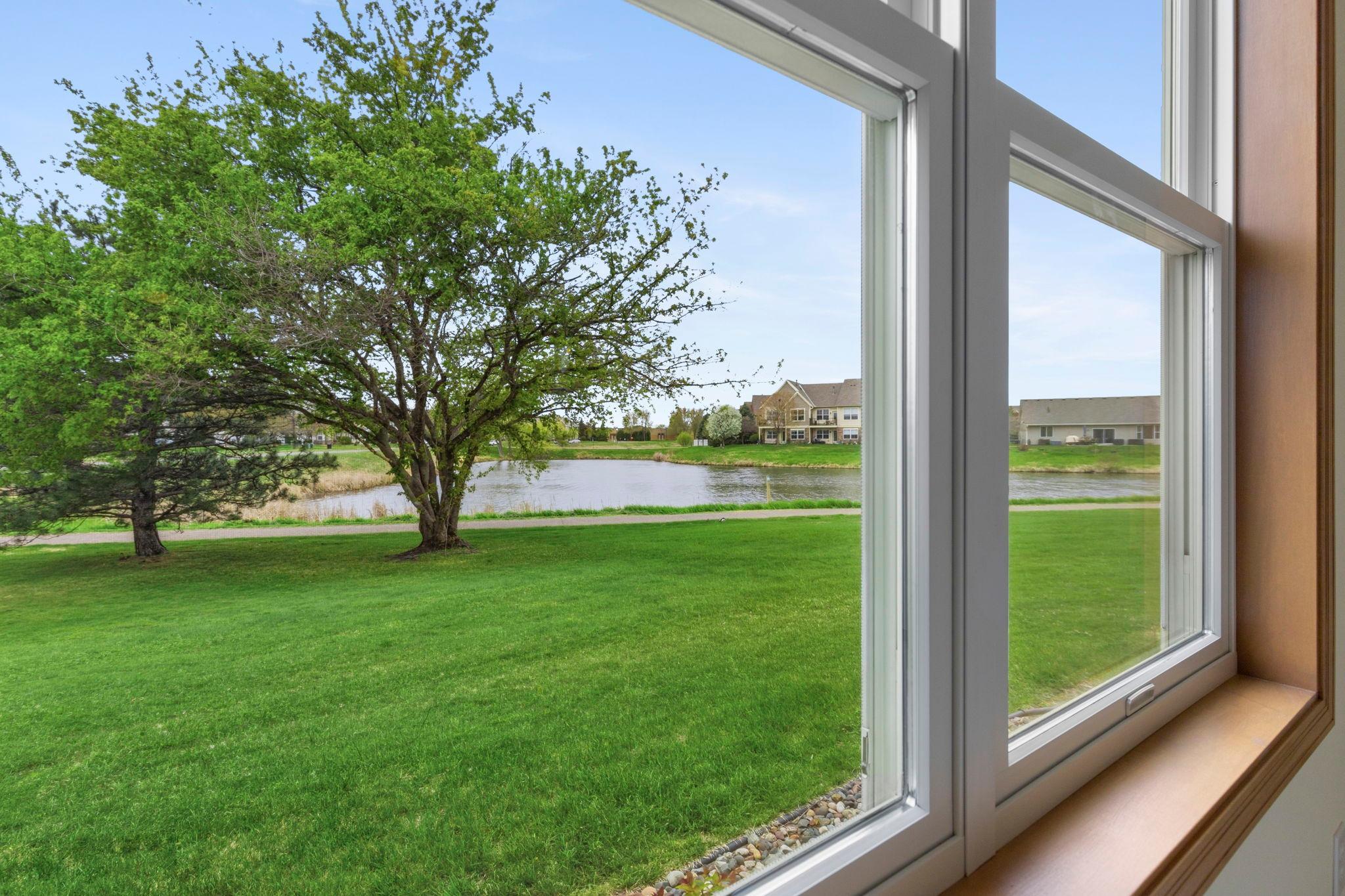 33-web-or-mls-36-print-11116 Goodhue St NE-104.jpg