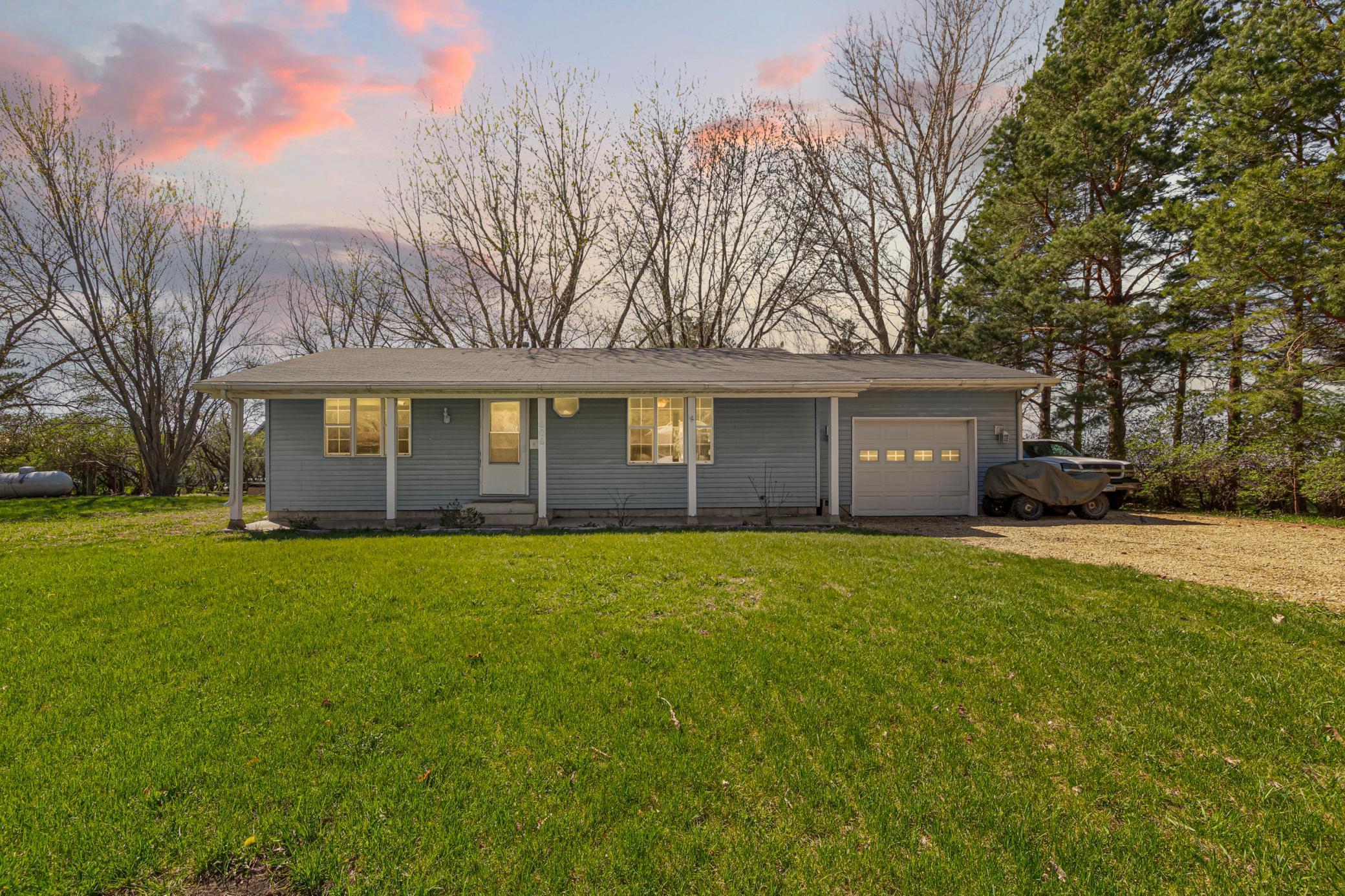 404 3rd Ave Pemberton Welcomes You Home