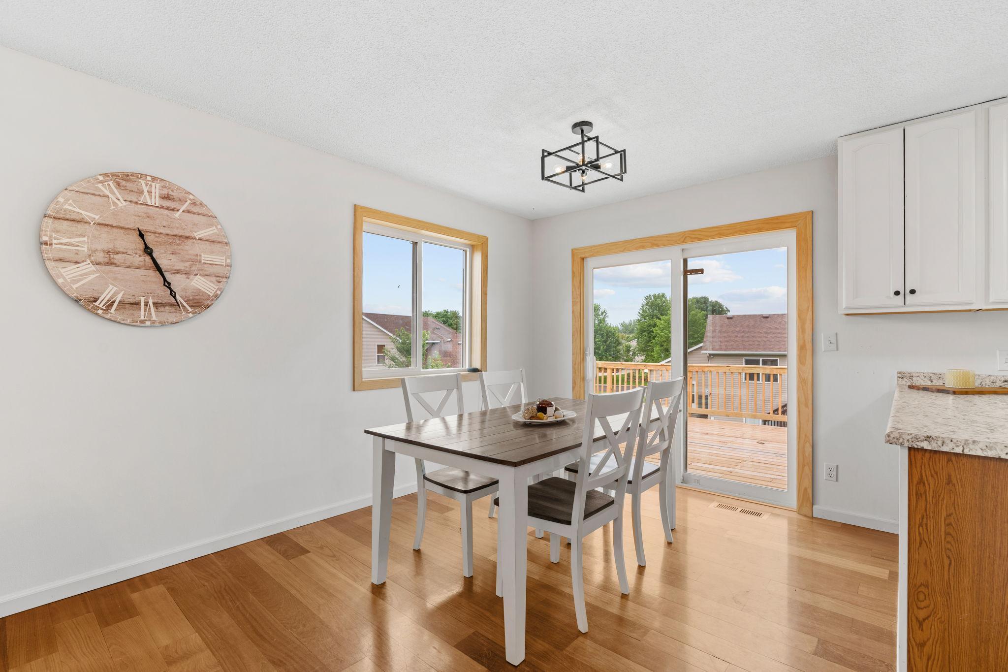 19-web-or-mls-15720 Cicerone Path-19.jpg