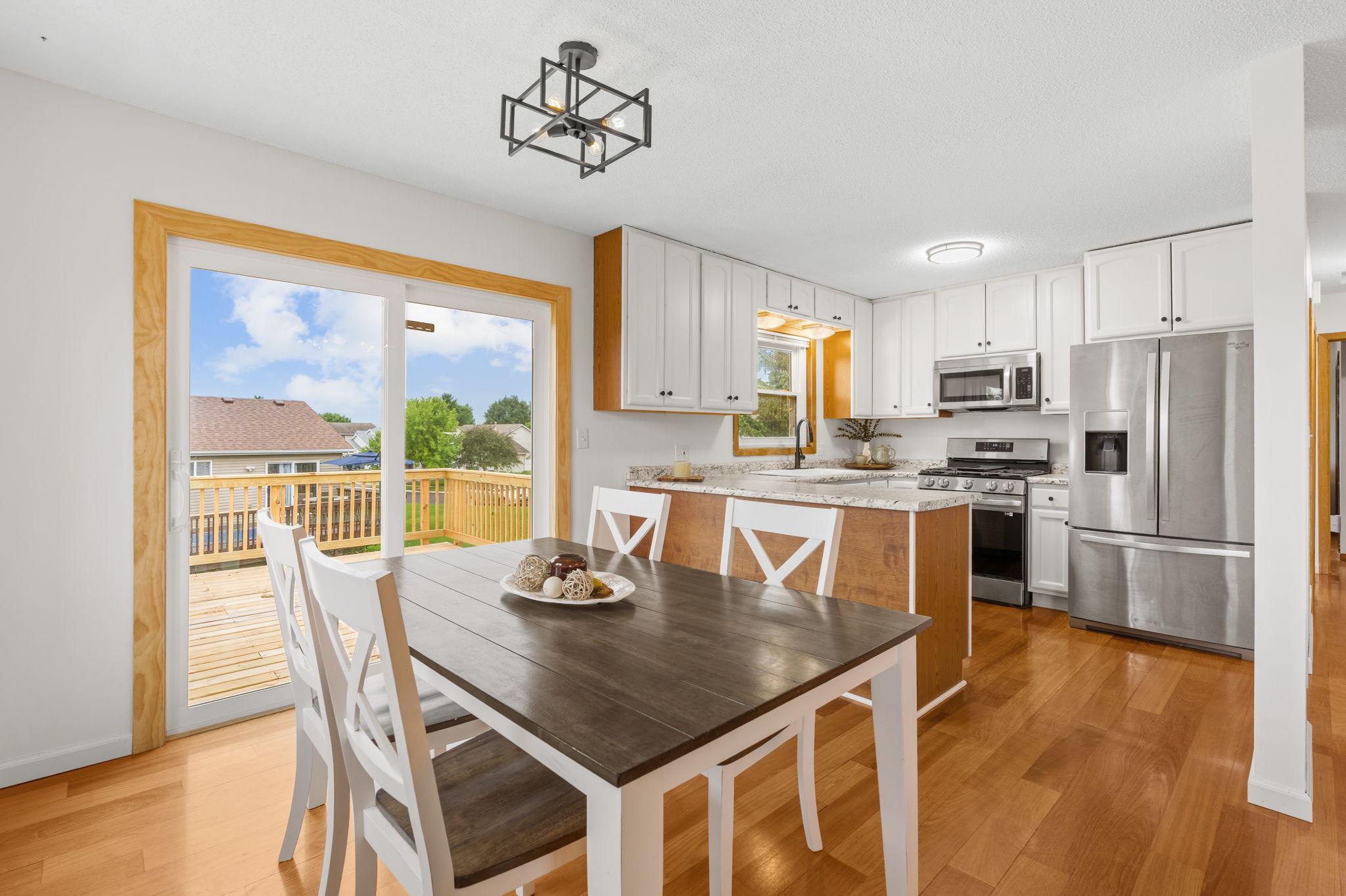 20-web-or-mls-15720 Cicerone Path-20.jpg