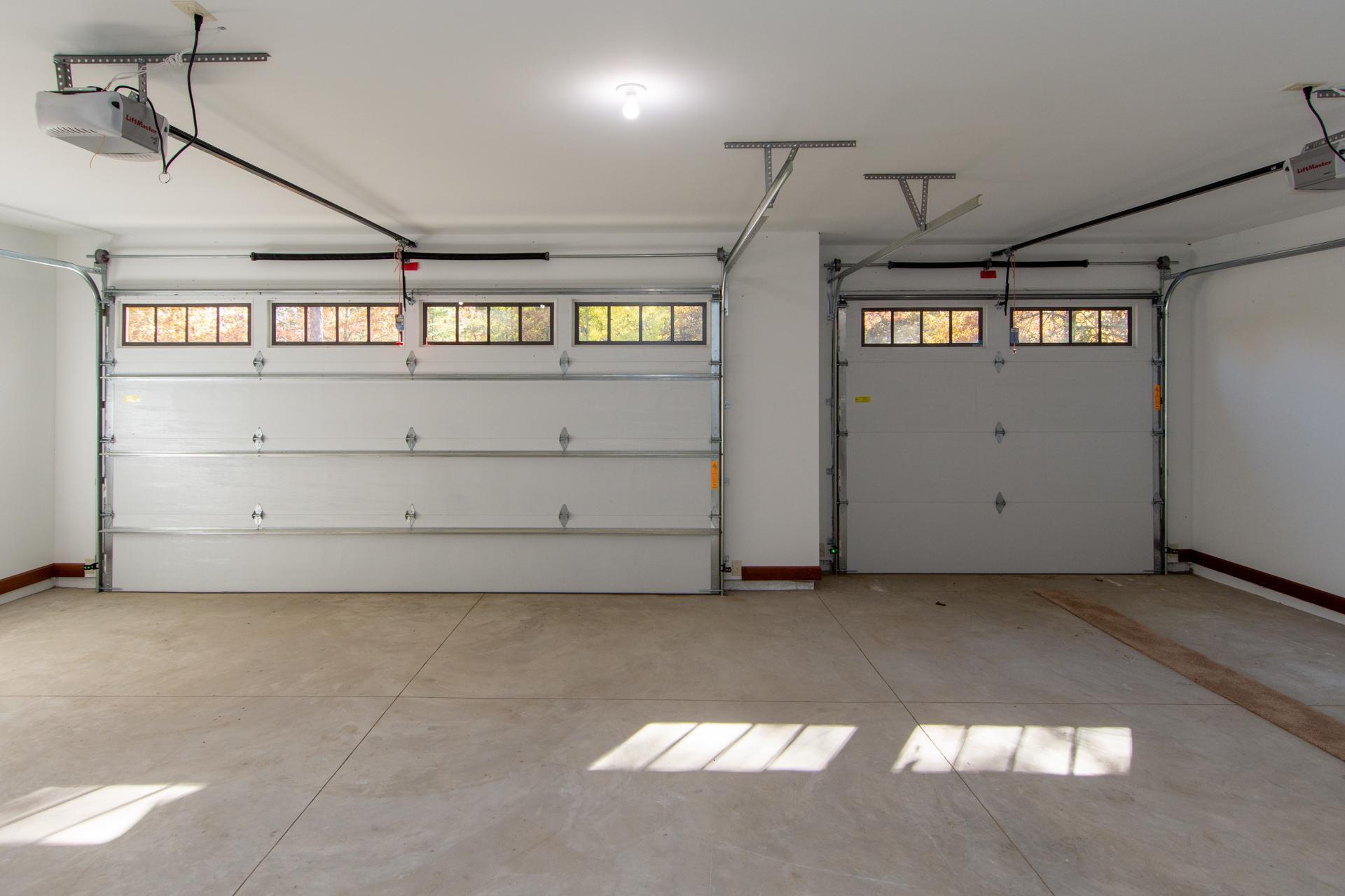 3 Car Garage A.jpg