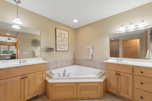 20345 Geneva Trail, Faribault, MN 55021