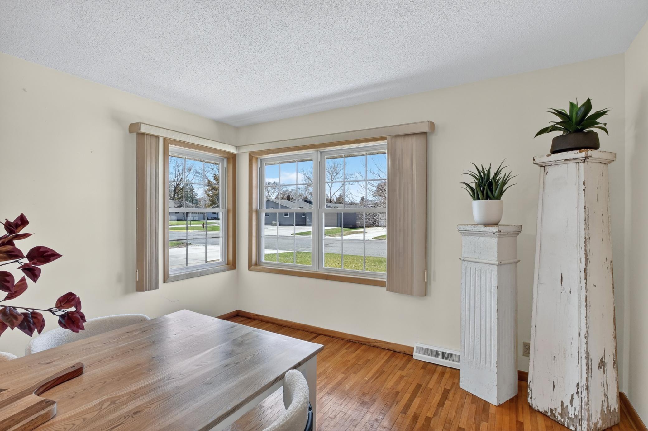 Natural light & original flooring
