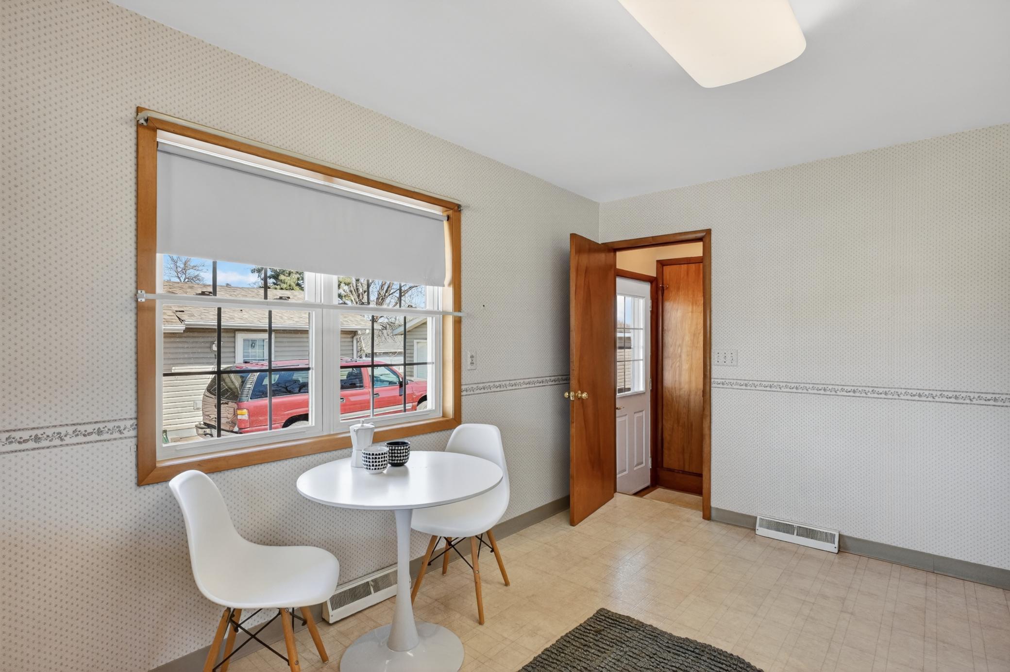 Dine in kitchen to rear backdoor