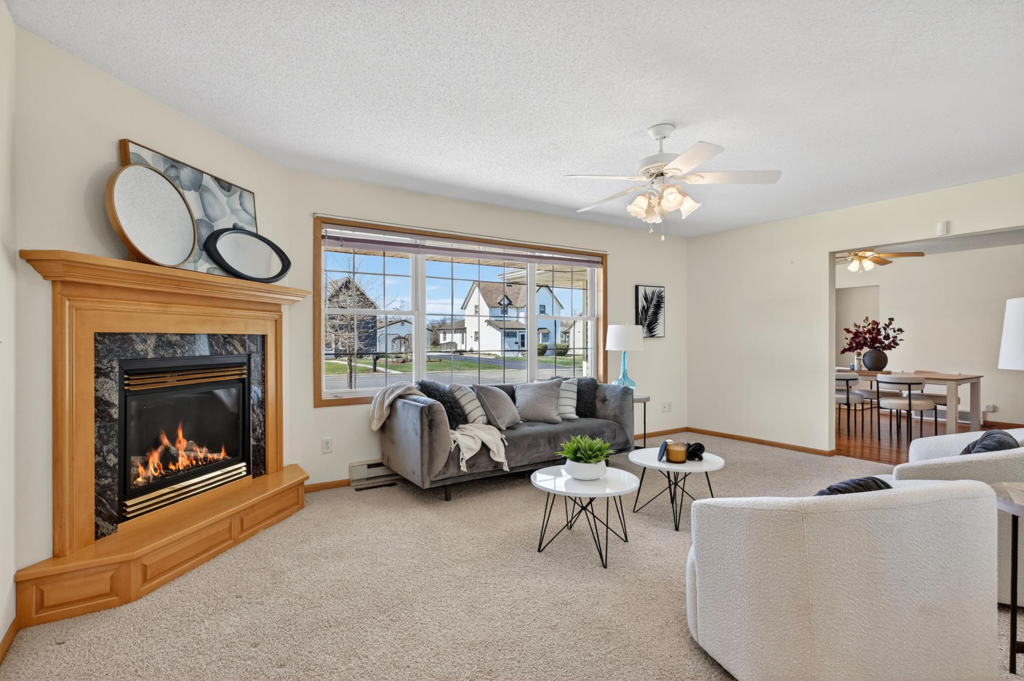 Tilt in to clean windows