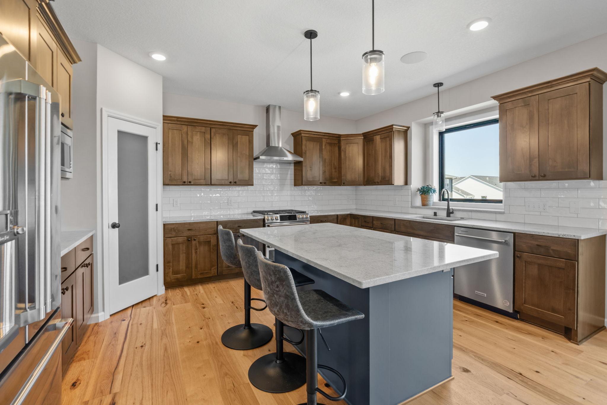 44-web-or-mls-4730 Maas Ct-44.jpg