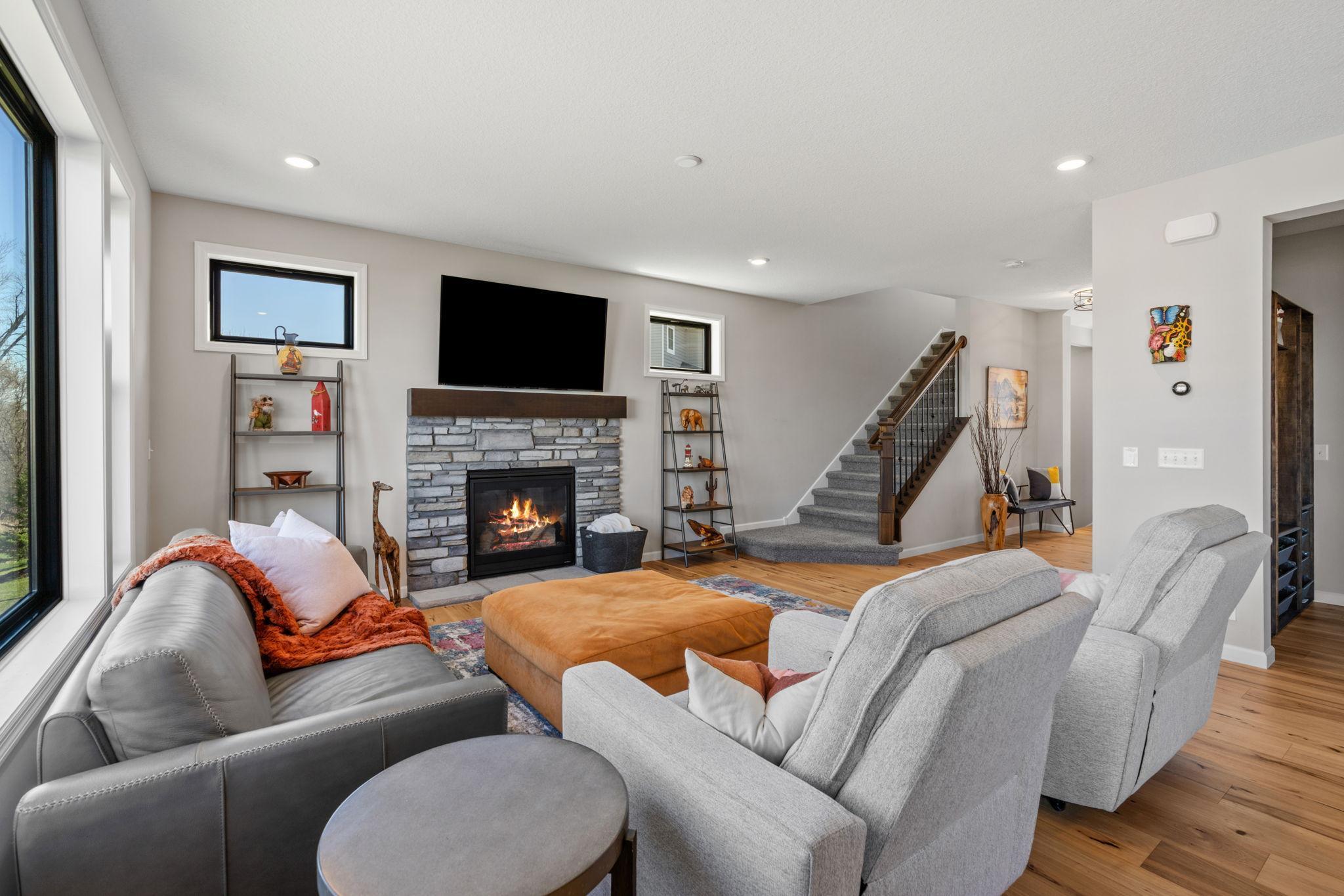 38-web-or-mls-4730 Maas Ct-38.jpg