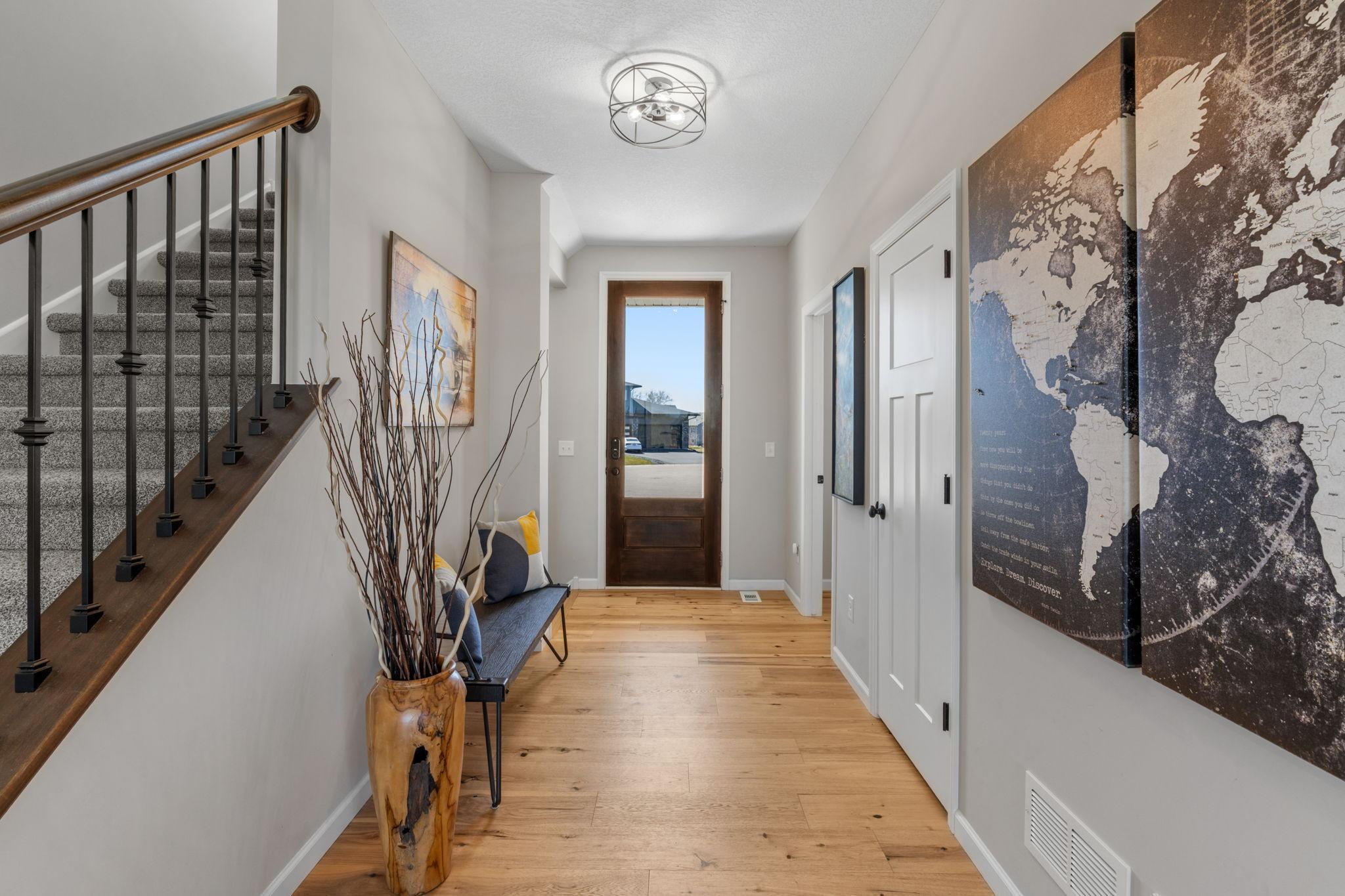 31-web-or-mls-4730 Maas Ct-31.jpg