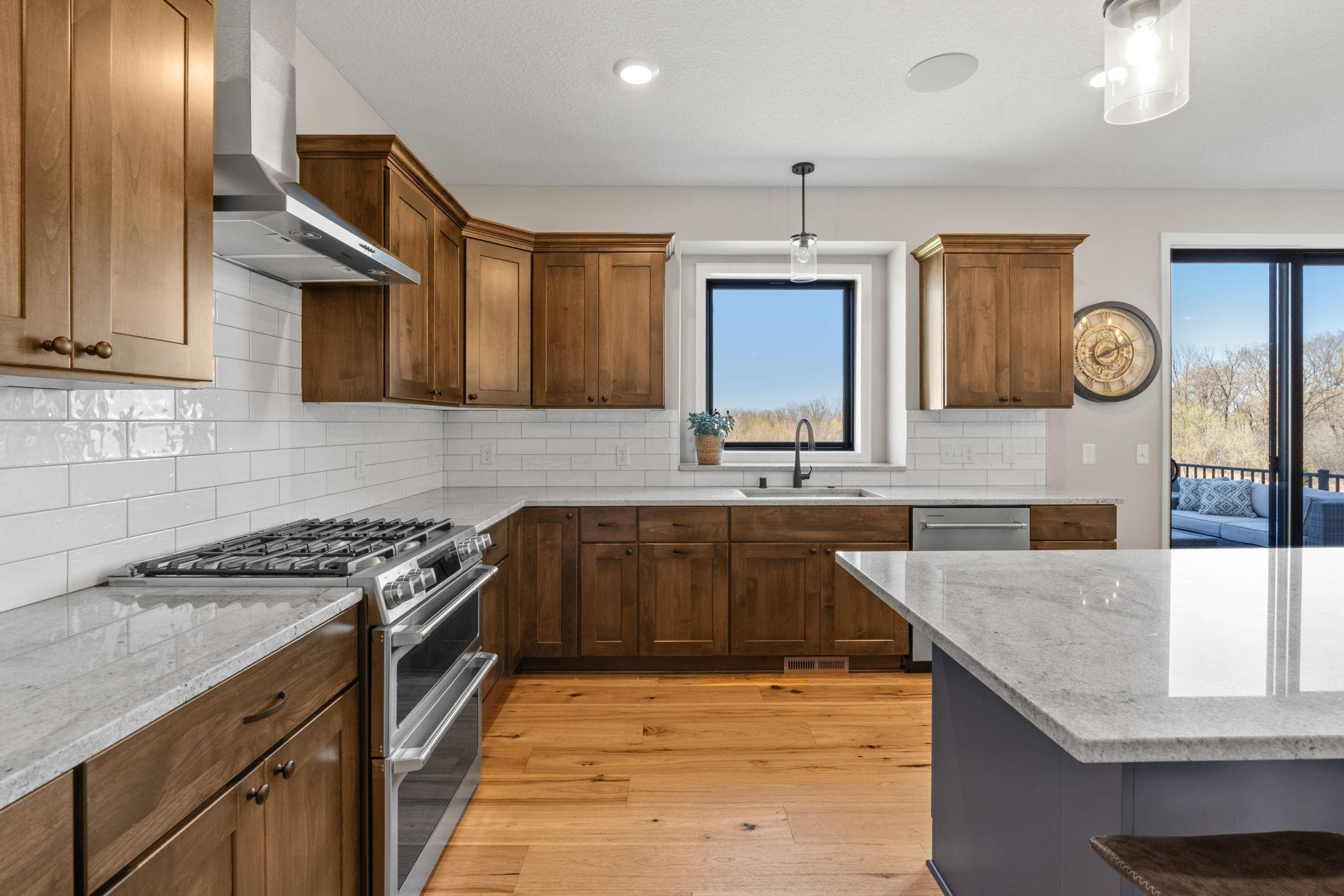 48-web-or-mls-4730 Maas Ct-48.jpg