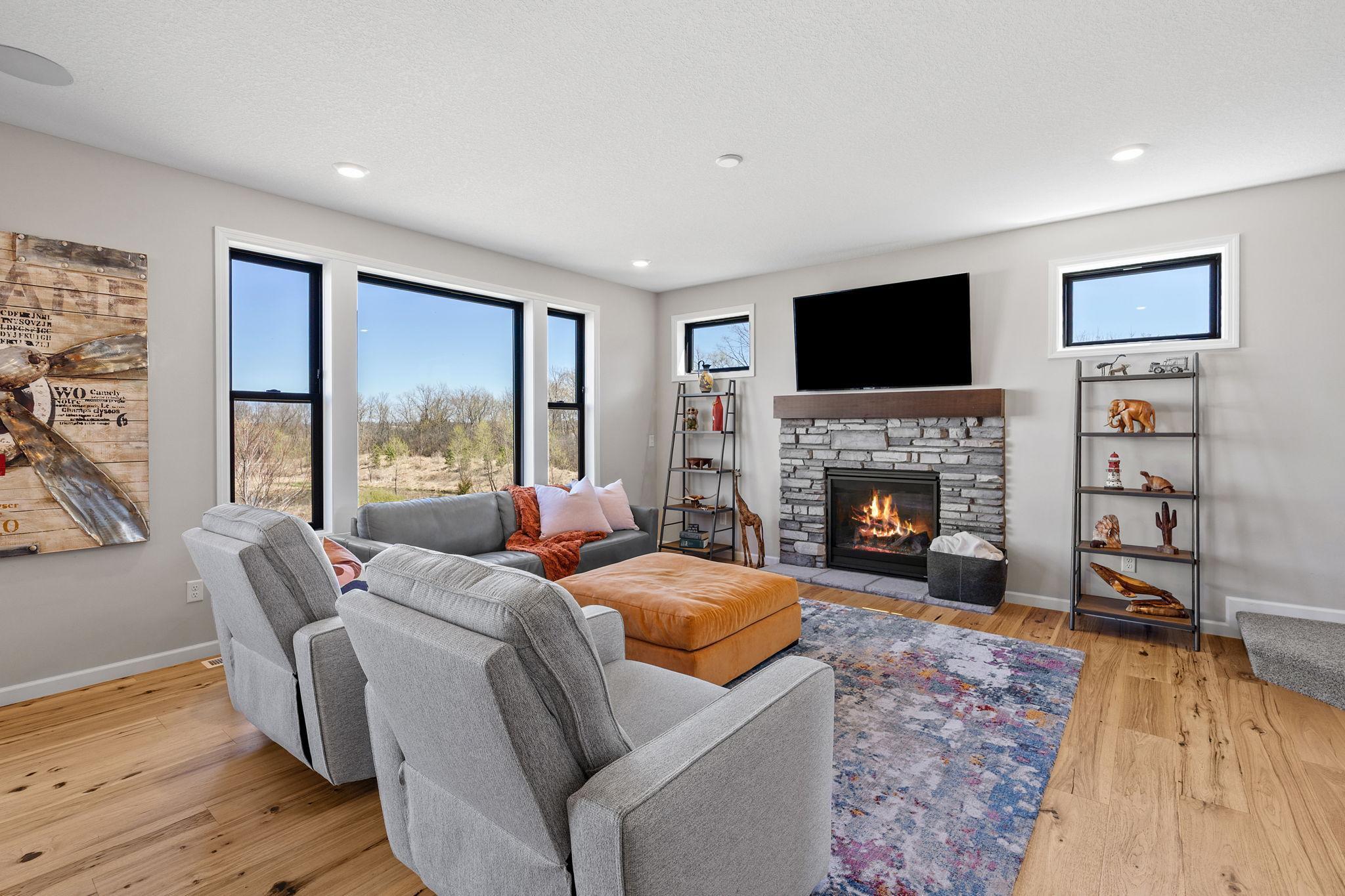 36-web-or-mls-4730 Maas Ct-36.jpg