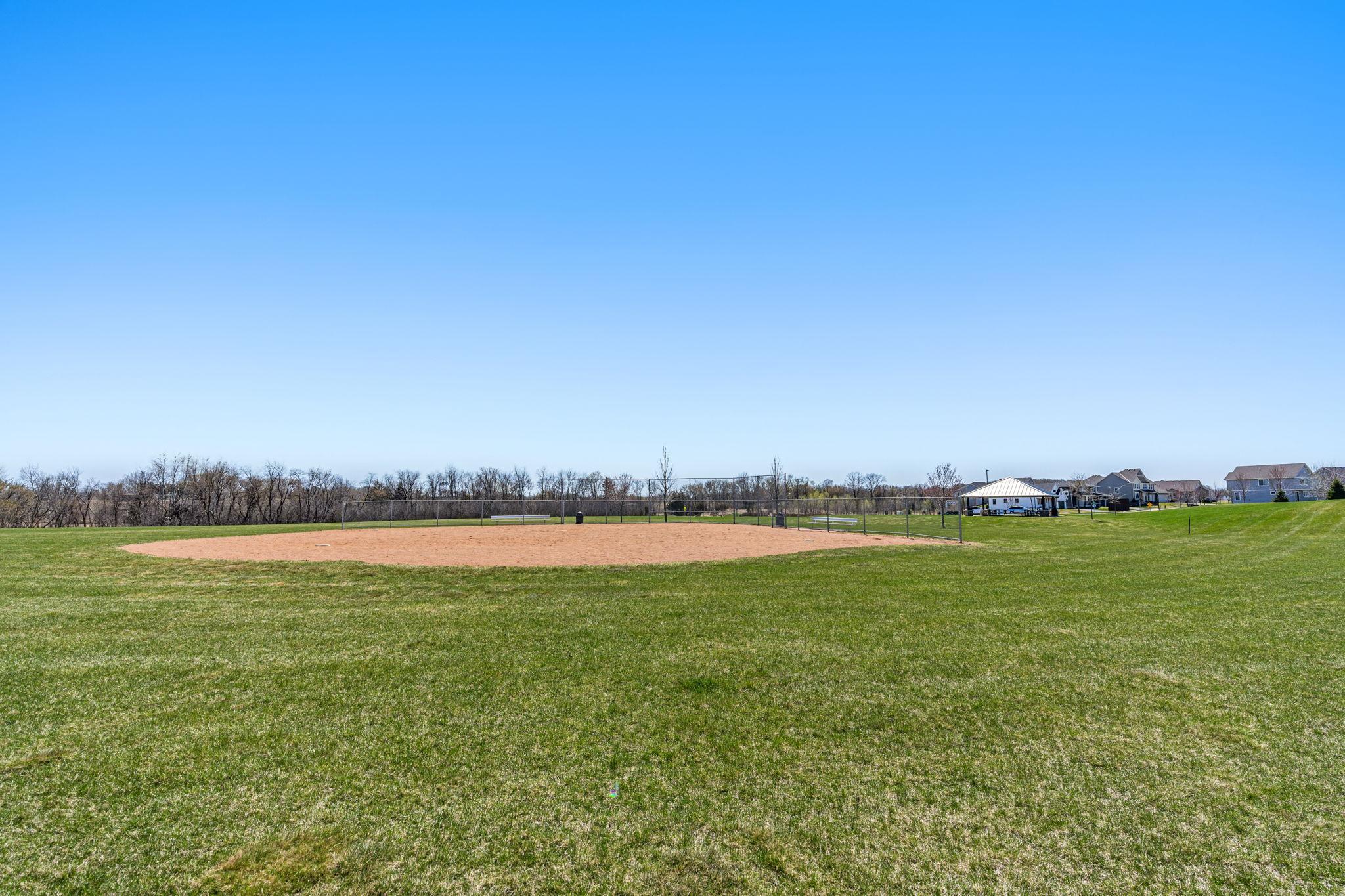 20-web-or-mls-4730 Maas Ct-20.jpg