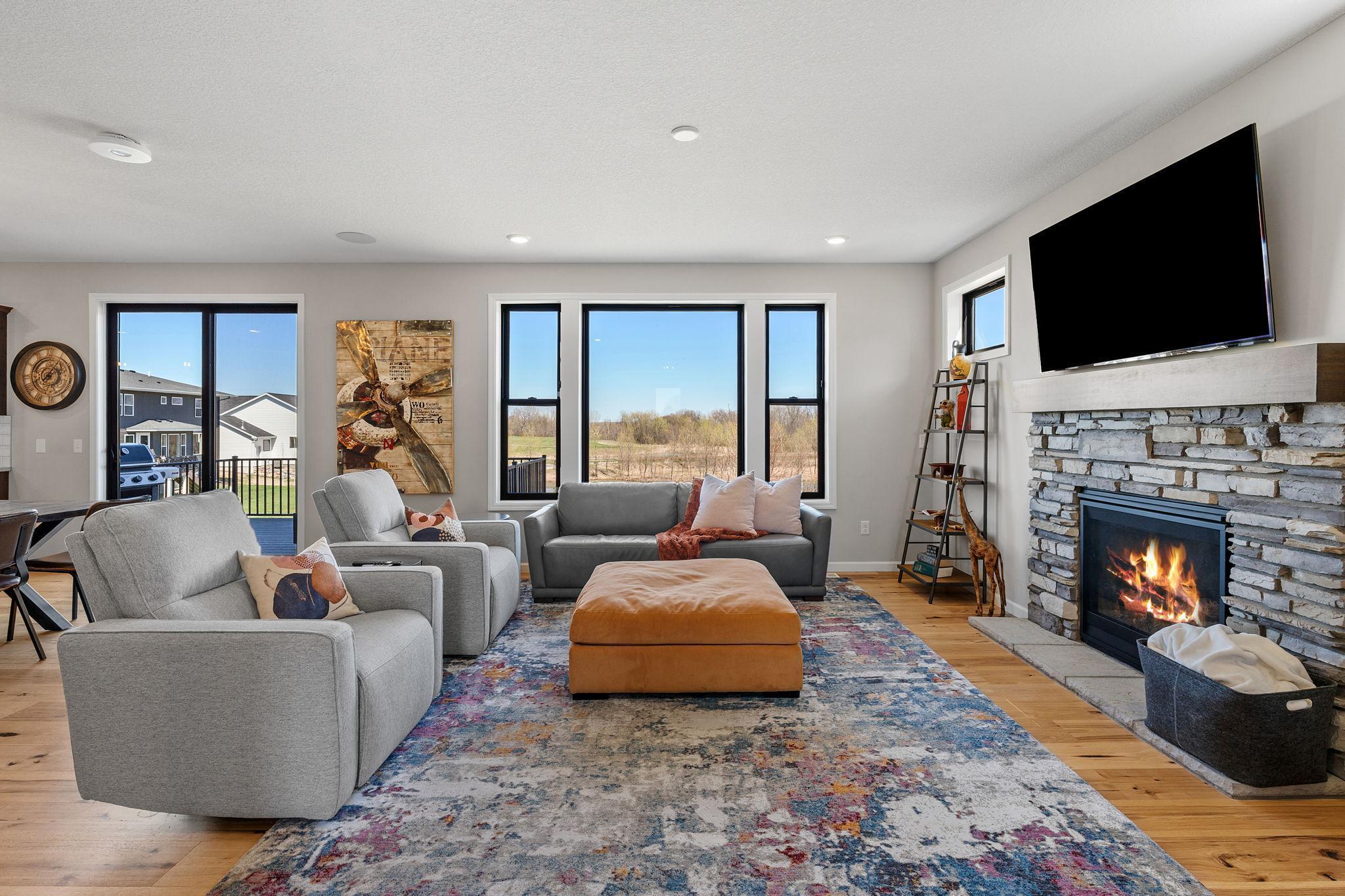 37-web-or-mls-4730 Maas Ct-37.jpg