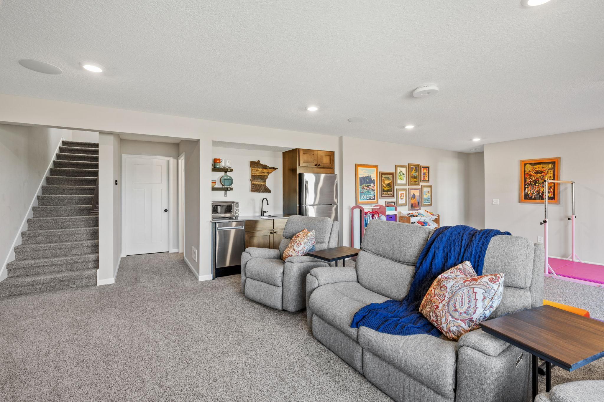 88-web-or-mls-4730 Maas Ct-88.jpg