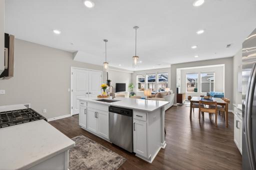 5373 94th Lane N, Brooklyn Park, MN 55443