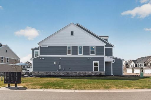 5373 94th Lane N, Brooklyn Park, MN 55443