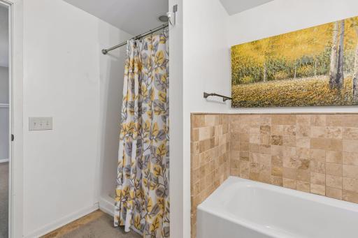 1212 Balsam Trail E, Eagan, MN 55123