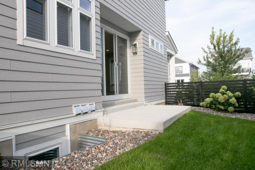 16106 Duvane Way, Lakeville, MN 55044