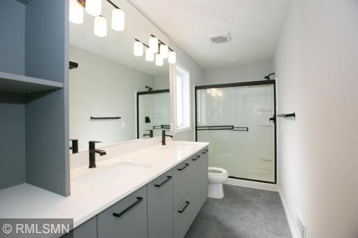16106 Duvane Way, Lakeville, MN 55044