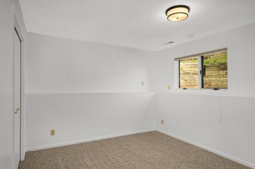 2916 Frank Street, Maplewood, MN 55109