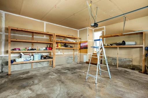 2916 Frank Street, Maplewood, MN 55109