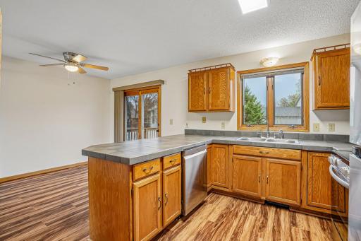 7877 18th Street N, Saint Paul, MN 55128