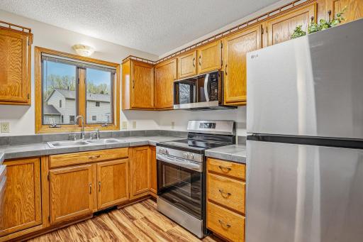 7877 18th Street N, Saint Paul, MN 55128