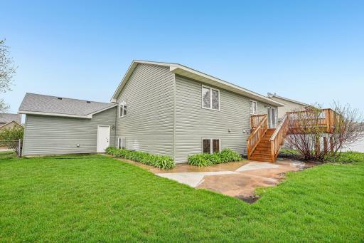 7877 18th Street N, Saint Paul, MN 55128