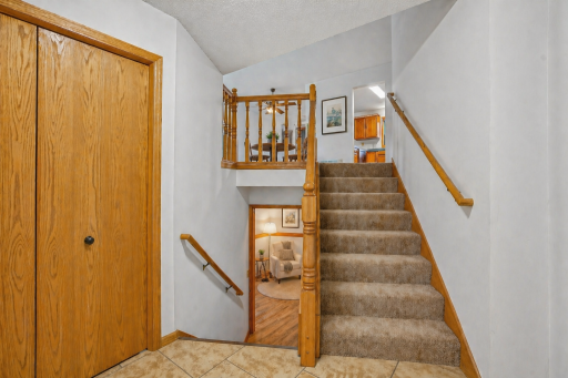 7877 18th Street N, Saint Paul, MN 55128