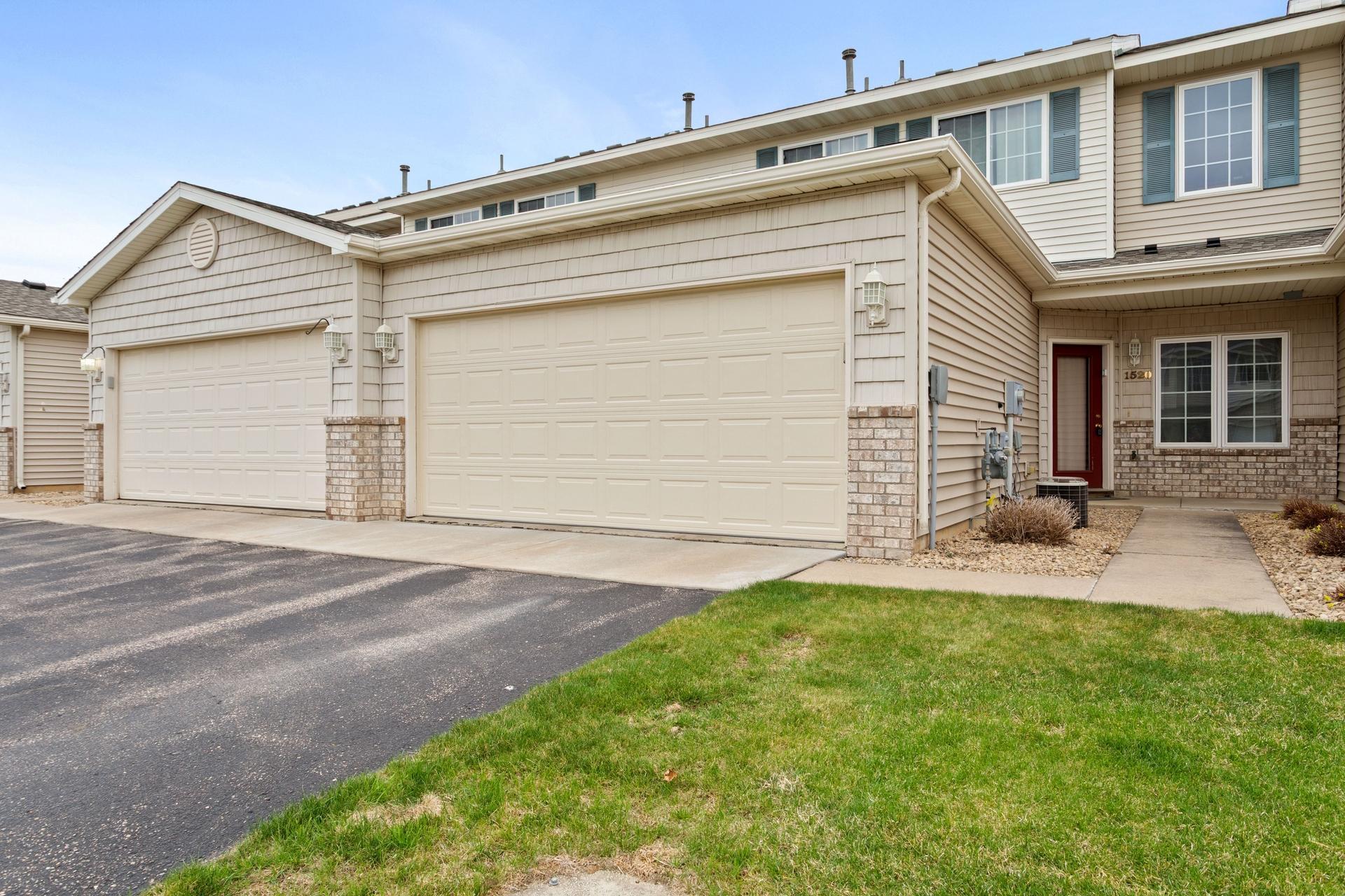 01 1520 Praha St SE.jpg