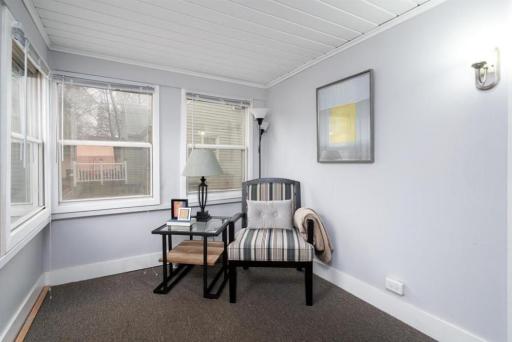 1255 County Road C E, Maplewood, MN 55109